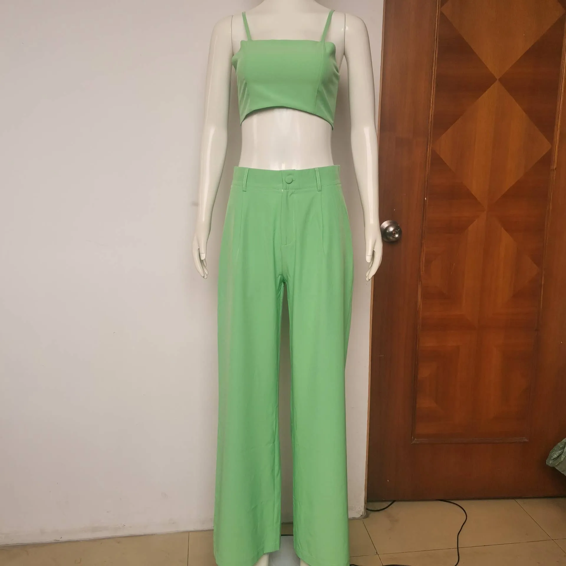 ADJUSTABLE HALTER PANTS TWO-PIECE SET_CWSTB0650